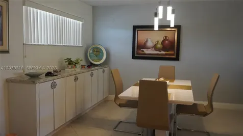 800 S Hollybrook Drive Pembroke Pines FL 33025