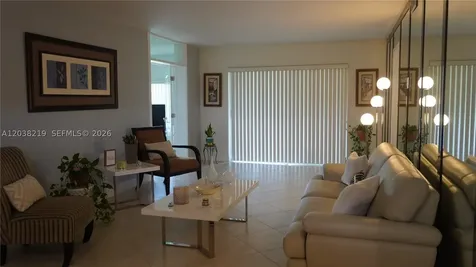 800 S Hollybrook Drive Pembroke Pines FL 33025