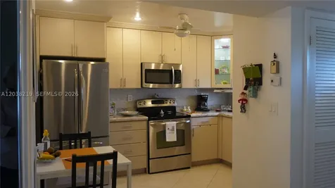 800 S Hollybrook Drive Pembroke Pines FL 33025