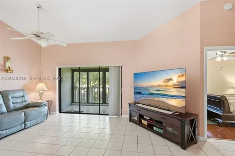 104 Freedom Court Deerfield Beach FL 33442