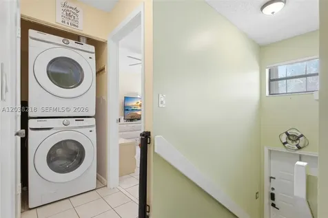 104 Freedom Court Deerfield Beach FL 33442