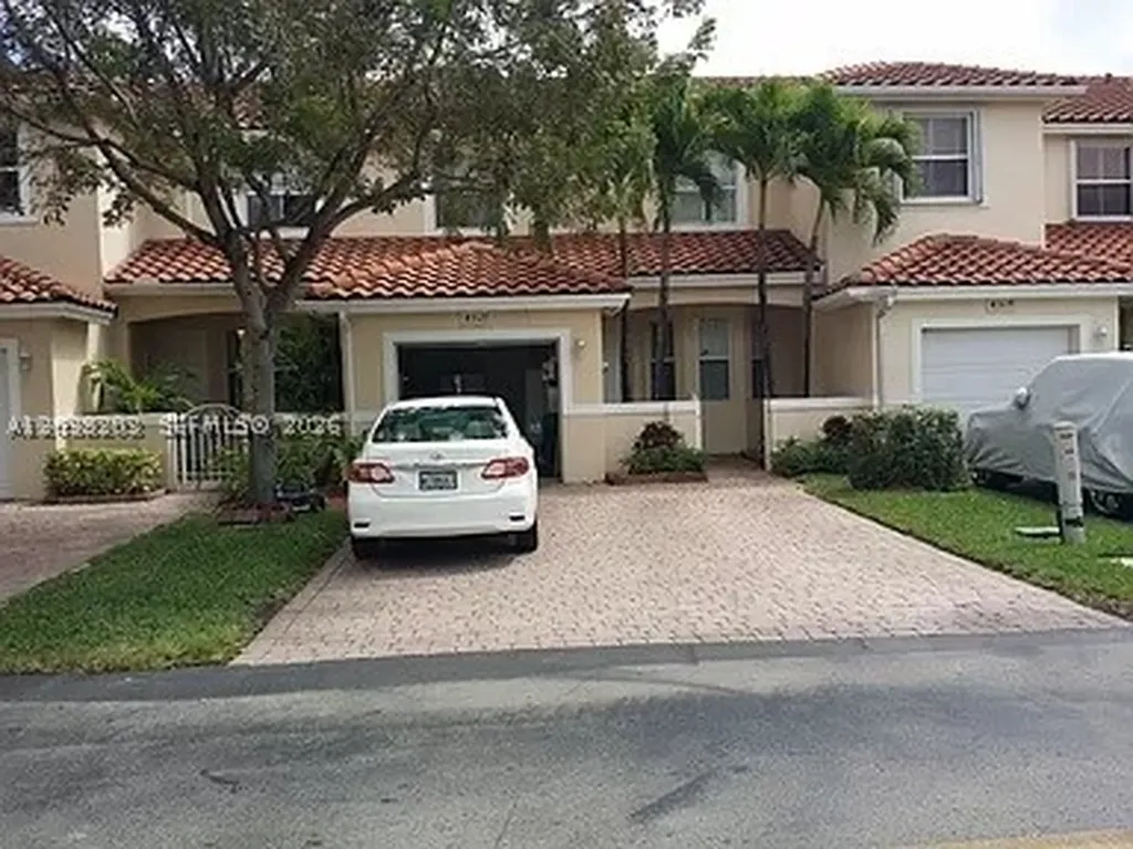 4527 NW 97th Court Doral FL 33178