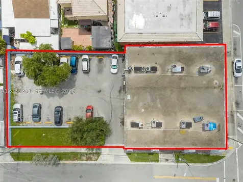 1879 NW 7th Street Miami FL 33125