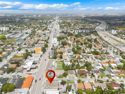 1879 NW 7th Street Miami FL 33125