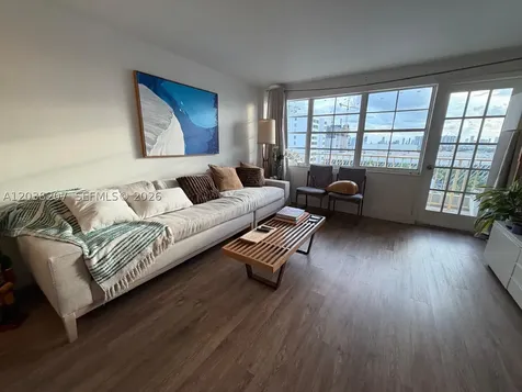 245 18th Street Miami Beach FL 33139