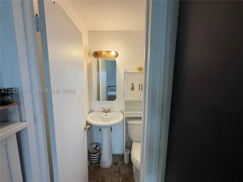 245 18th Street Miami Beach FL 33139