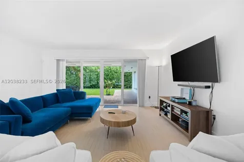 811 Capri Street Coral Gables FL 33134