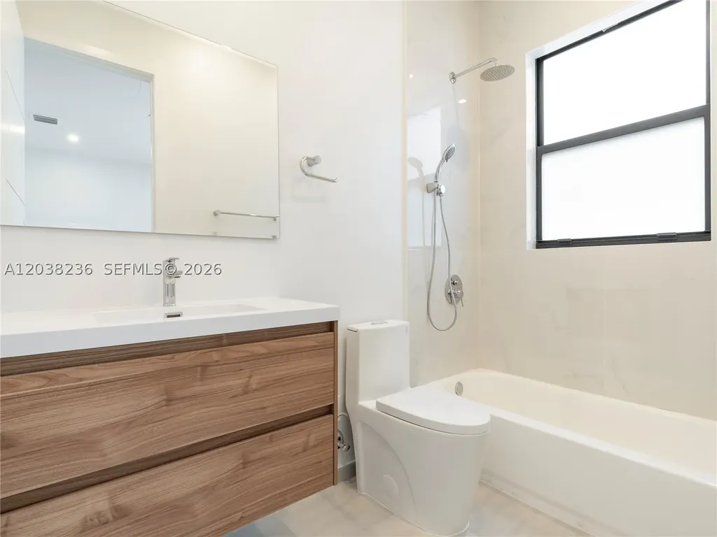 843 SW 29th Street Fort Lauderdale FL 33315