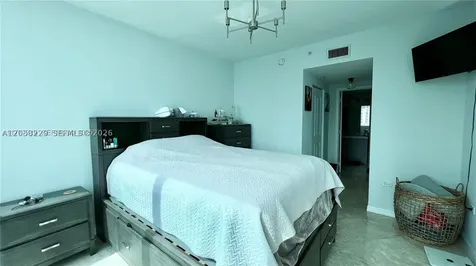 480 NE 30th Street Miami FL 33137