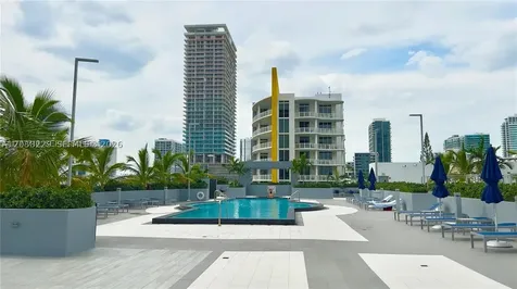 480 NE 30th Street Miami FL 33137
