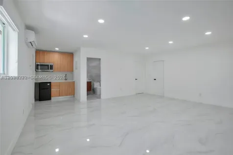 1825 NE 197th Terrace Miami FL 33179
