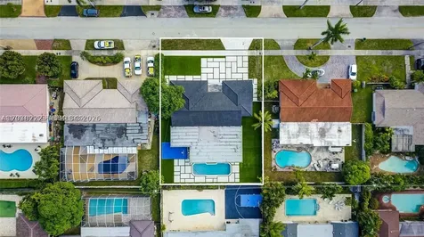 1825 NE 197th Terrace Miami FL 33179