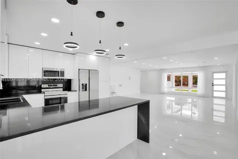 1825 NE 197th Terrace Miami FL 33179