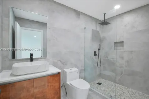 1825 NE 197th Terrace Miami FL 33179