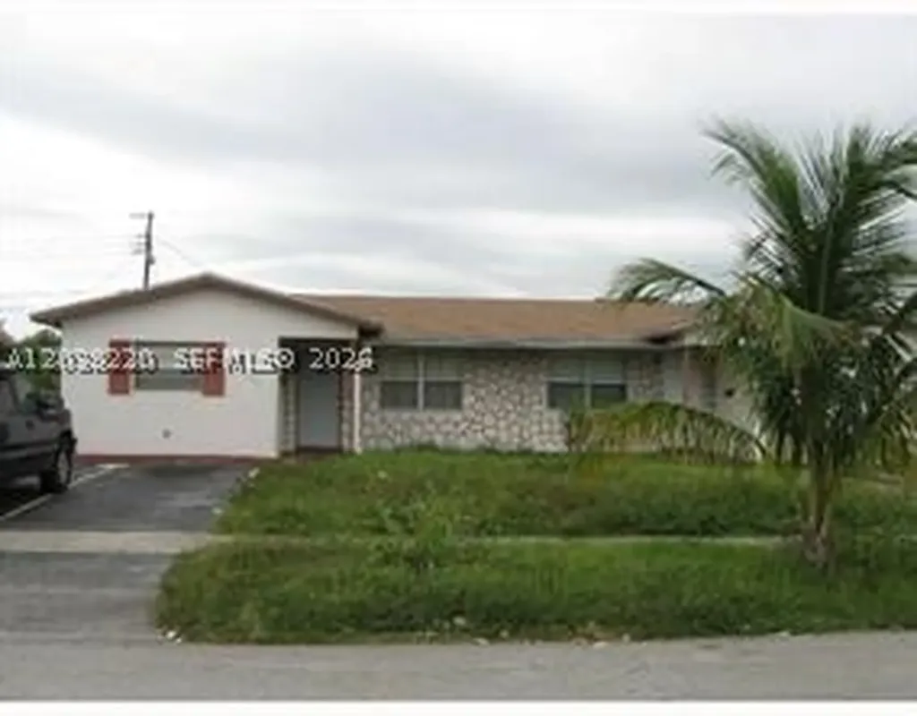 5424 NW 17th Court Lauderhill FL 33313