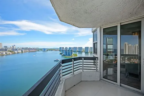 19101 NE 36th Court Aventura FL 33180