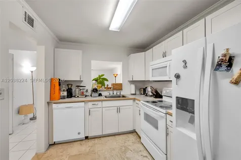 1020 Meridian Avenue Miami Beach FL 33139