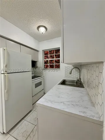 4340 NW 11th Street Miami FL 33126