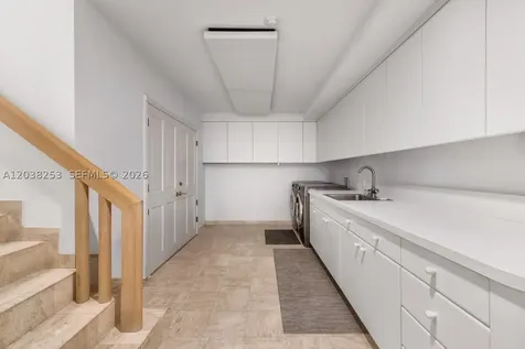 6500 N Bay Road Miami Beach FL 33141