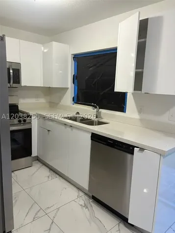 6280 NW 22nd Court Miami FL 33147
