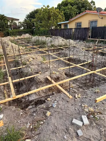 2544 SW 17th Street Miami FL 33145
