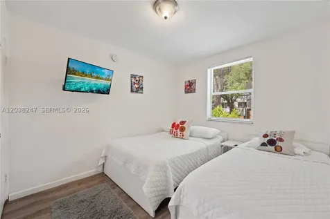 329 SW 15th Avenue Miami FL 33135