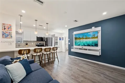 329 SW 15th Avenue Miami FL 33135