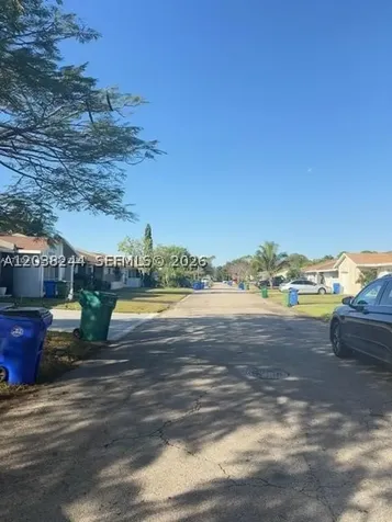 5534 S Lakewood Circle S Margate FL 33063