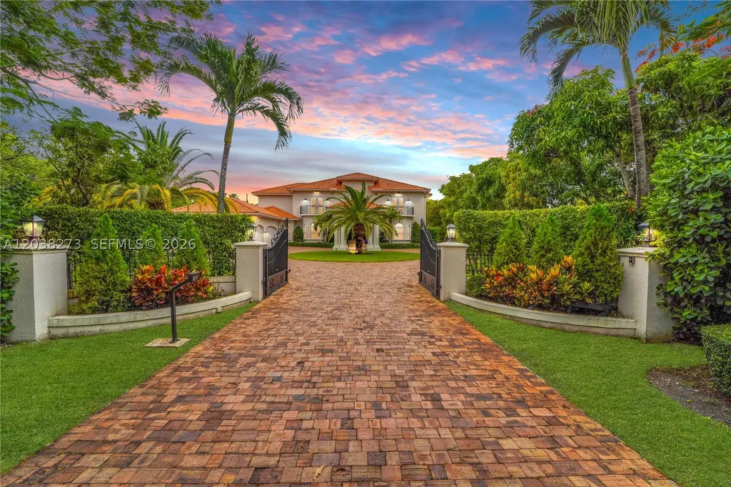 11111 SW 77th Avenue Pinecrest FL 33156