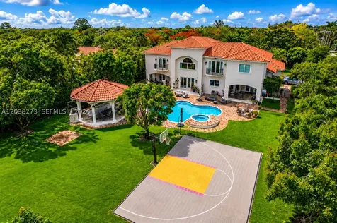 11111 SW 77th Avenue Pinecrest FL 33156