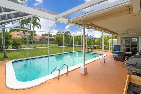 9624 NW 19th Place Sunrise FL 33322