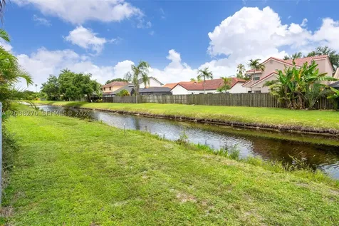 9624 NW 19th Place Sunrise FL 33322