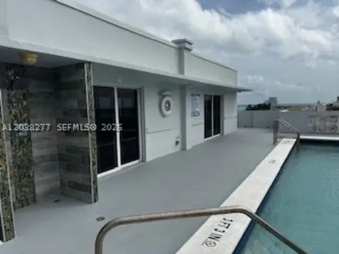 320 S Surf Road Hollywood FL 33019
