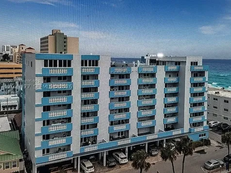 320 S Surf Road Hollywood FL 33019