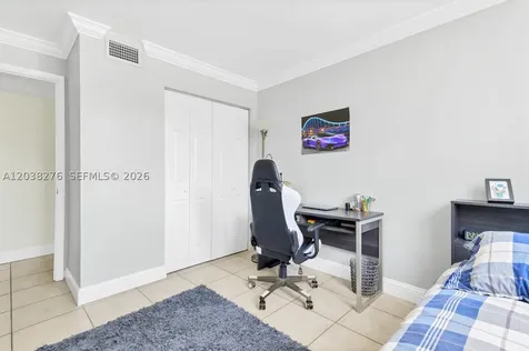 1605 Bay Road Miami Beach FL 33139