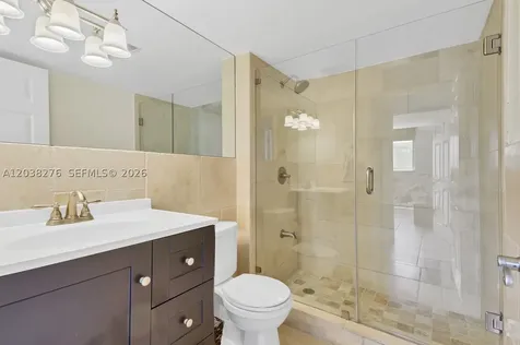 1605 Bay Road Miami Beach FL 33139
