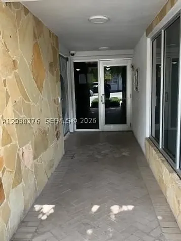 1605 Bay Road Miami Beach FL 33139