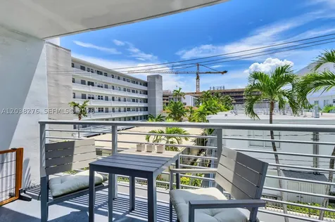 1605 Bay Road Miami Beach FL 33139