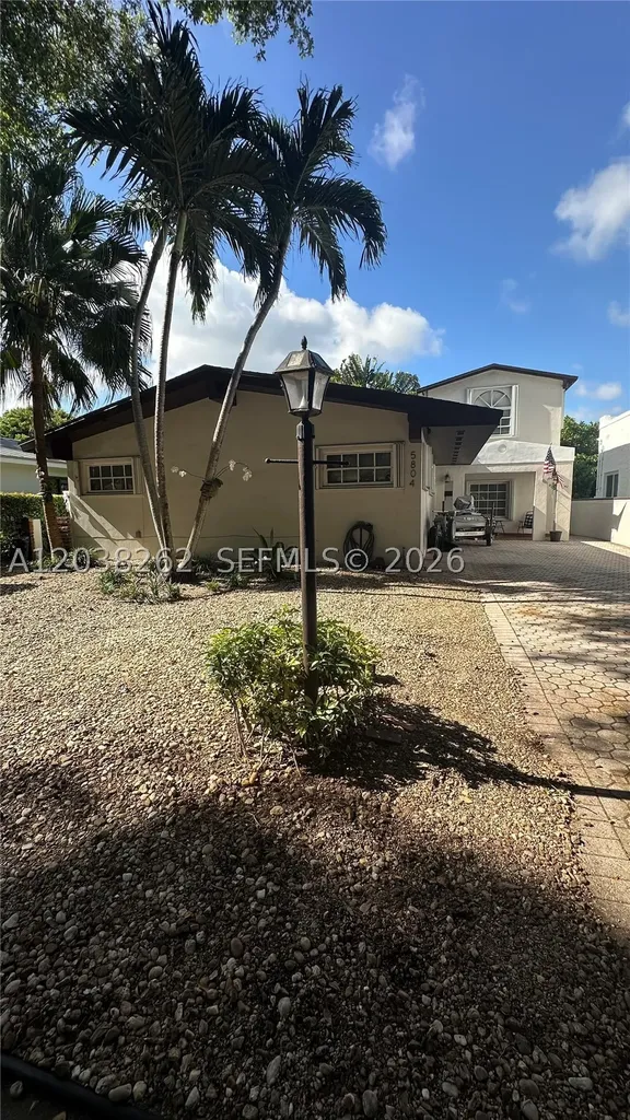 5804 SW 35th Street Miami FL 33155