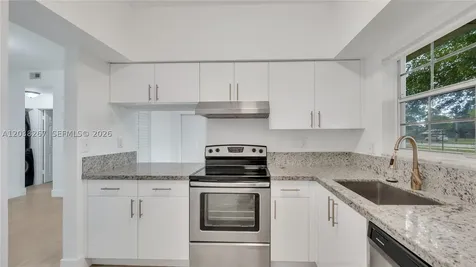 2421 NW 96th Terrace Pembroke Pines FL 33024