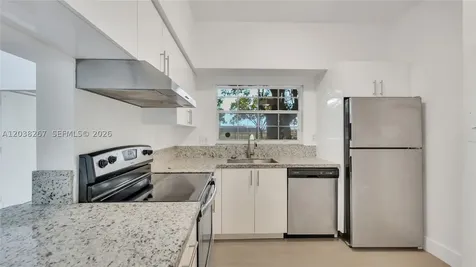 2421 NW 96th Terrace Pembroke Pines FL 33024