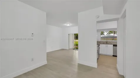 2421 NW 96th Terrace Pembroke Pines FL 33024