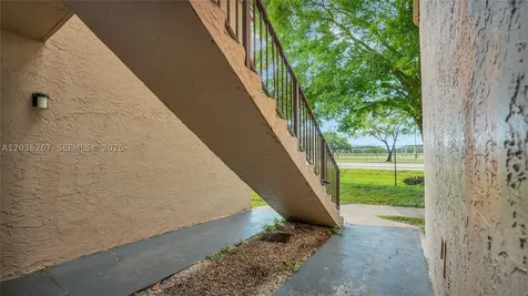 2421 NW 96th Terrace Pembroke Pines FL 33024