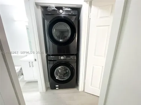 2421 NW 96th Terrace Pembroke Pines FL 33024