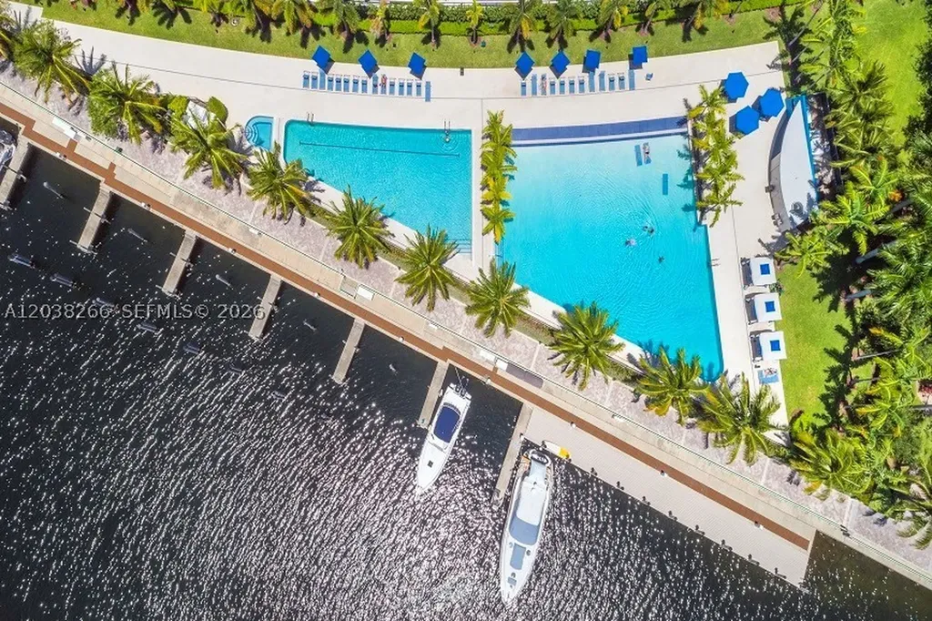 2950 NE 188th Street Aventura FL 33180