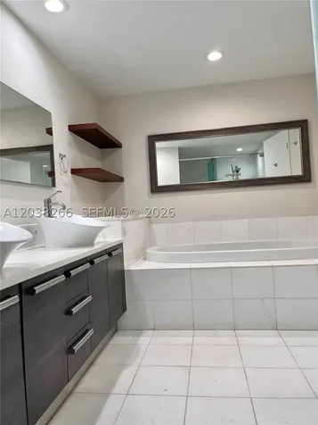 2950 NE 188th Street Aventura FL 33180