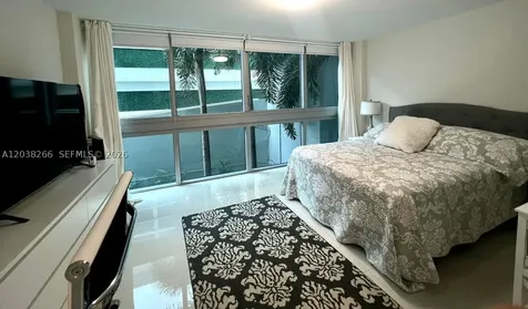 2950 NE 188th Street Aventura FL 33180