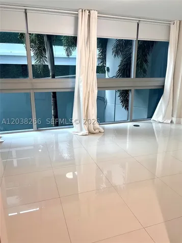 2950 NE 188th Street Aventura FL 33180