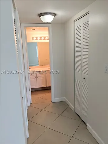 711 N Pine Island Road Plantation FL 33324