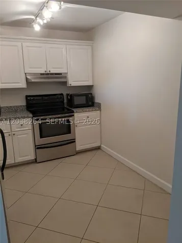 711 N Pine Island Road Plantation FL 33324